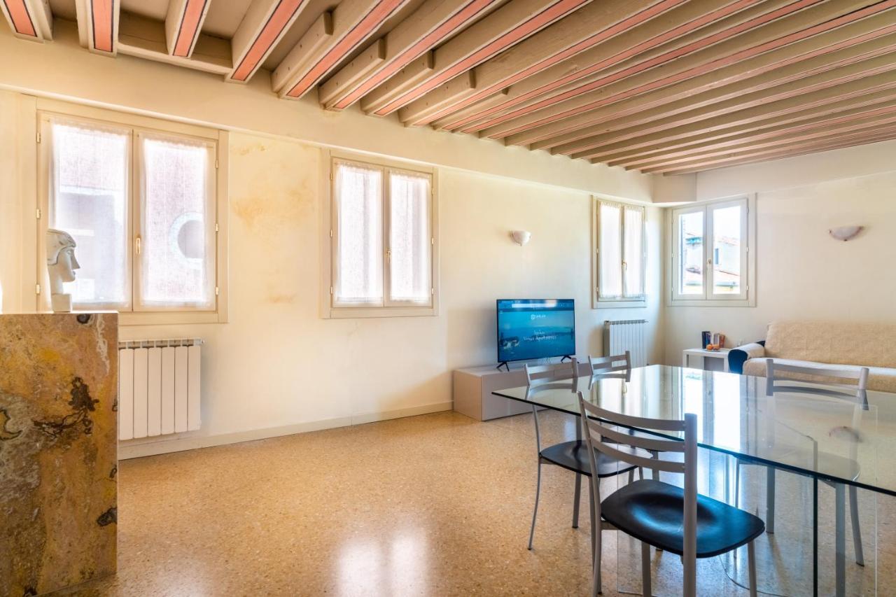 Ca' Dei Mercanti Venice Luaran gambar