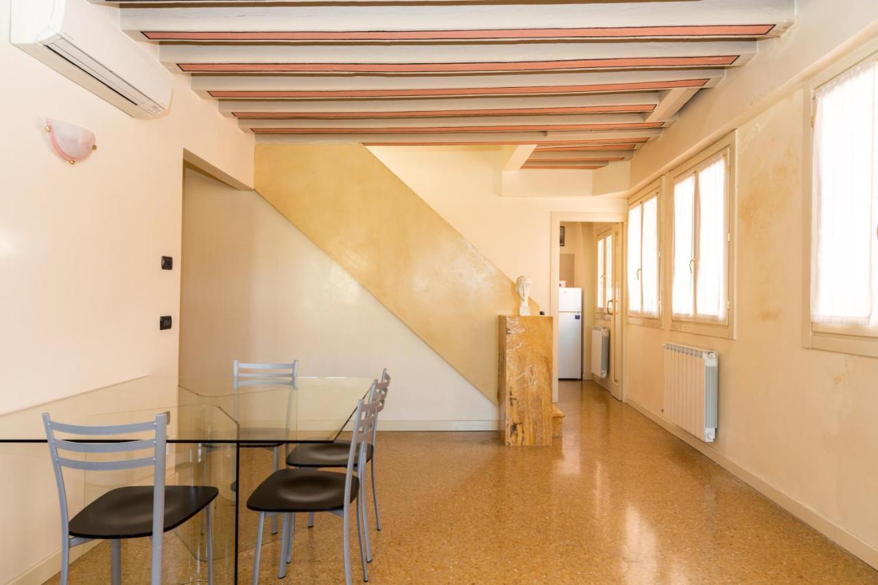 Ca' Dei Mercanti Venice Luaran gambar