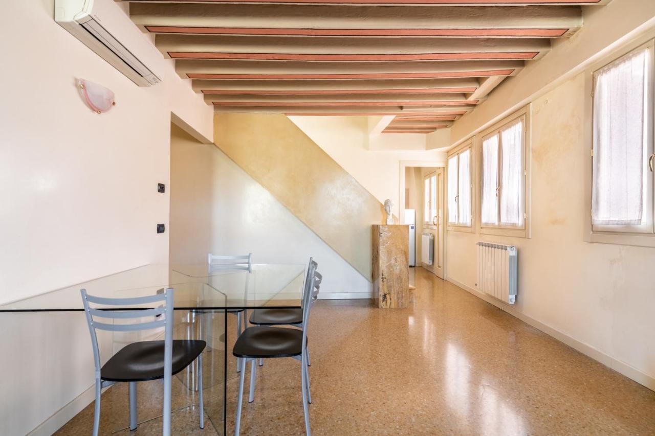 Ca' Dei Mercanti Venice Luaran gambar